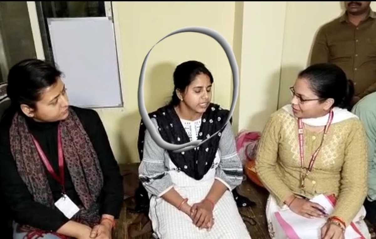 नगर निगम की सब इंजीनियर ने मांगी रिश्वत, ईओडब्ल्यू ने रंगे हाथों पकड़ा